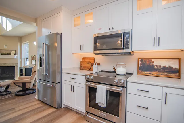 $430,000 | 1110 Harbor Court, West Bend, WI 53095