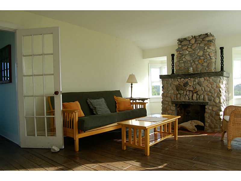 964 Dorry's Cove Road Block Island, RI 02807 - Photo 3 of 6 Living Room.