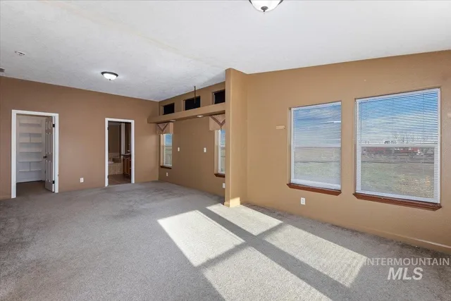 $474,999 | 1350 East 3900th Street North, Buhl, ID 83316