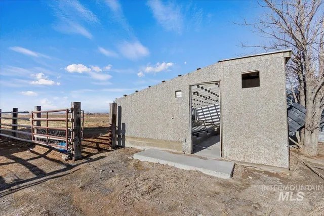 $474,999 | 1350 East 3900th Street North, Buhl, ID 83316