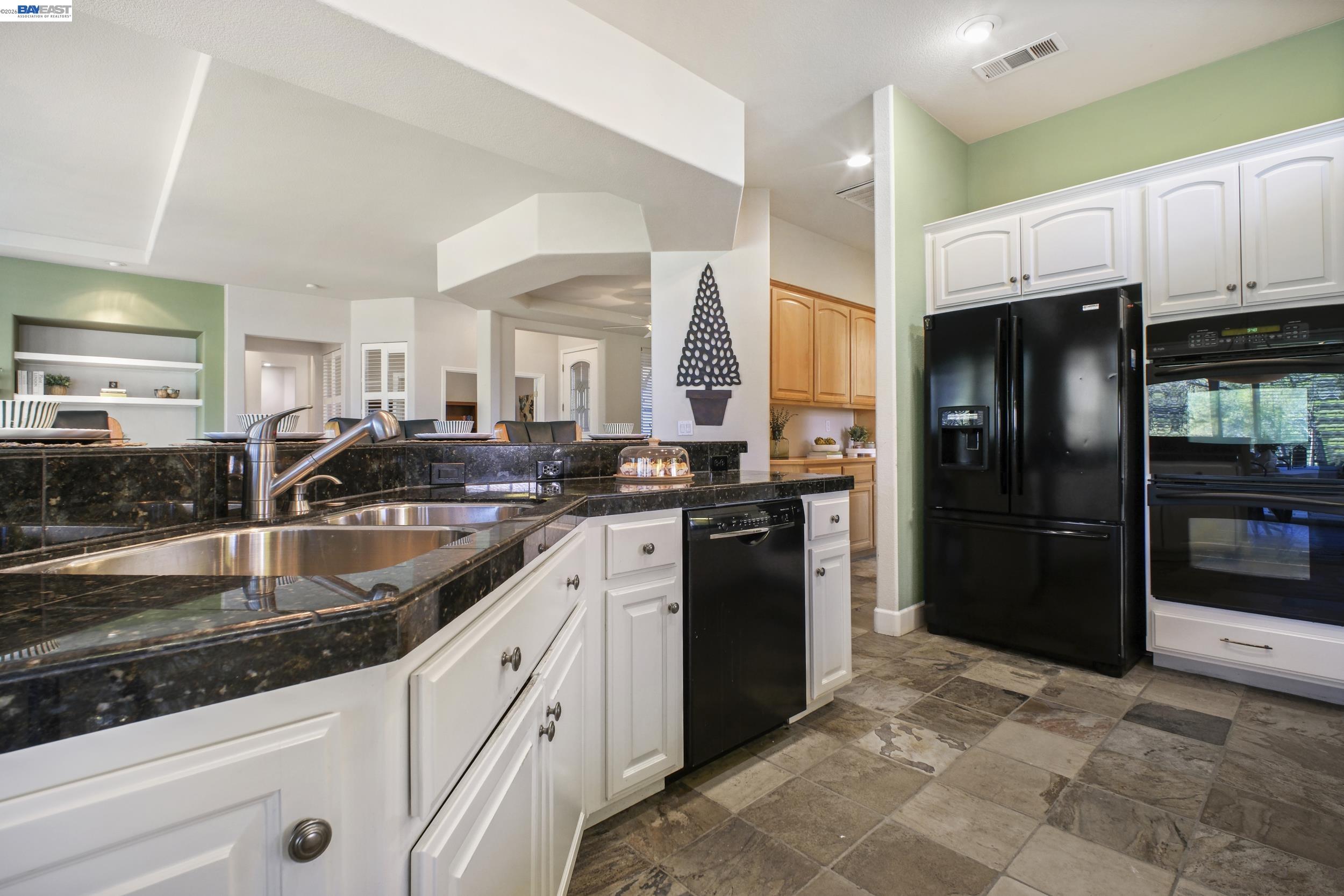 8 Rock Ridge Court Copperopolis, CA 95228 - Photo 18 of 57