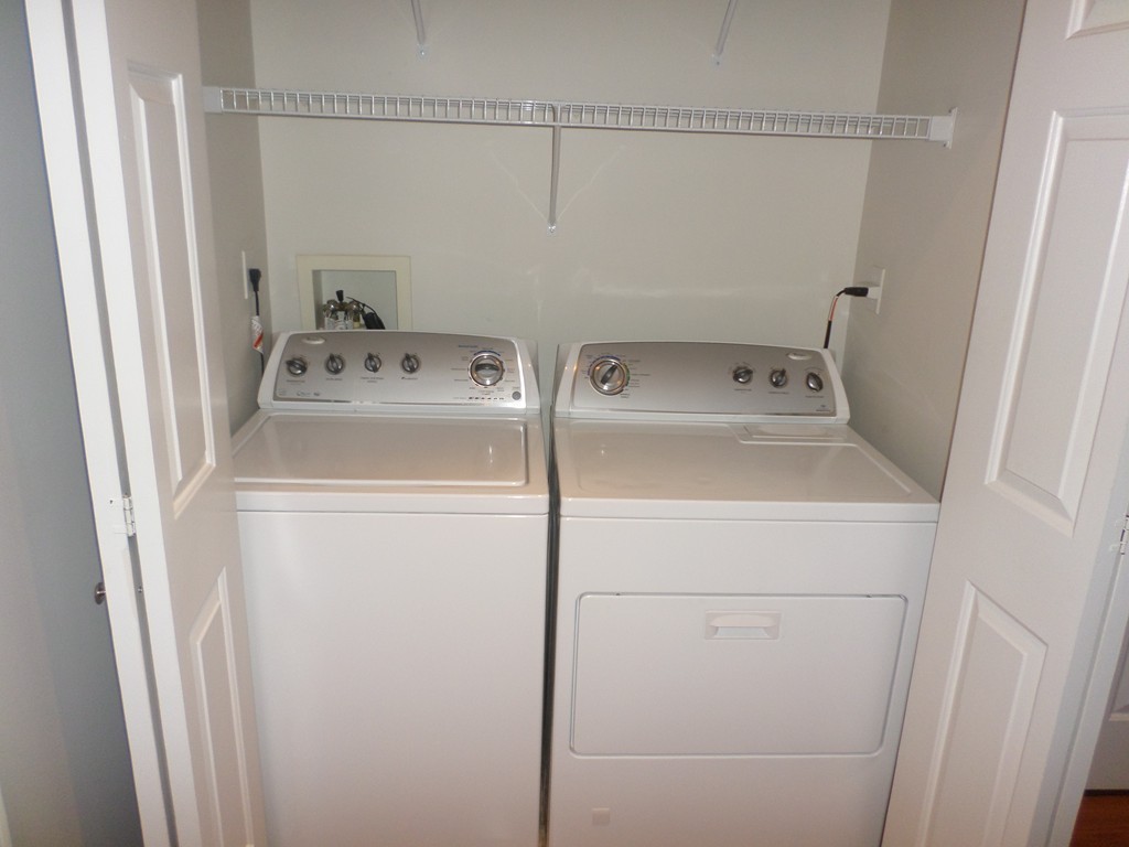 21 Hampshire Road, Unit 108 Methuen, MA 01844 - Photo 14 of 17