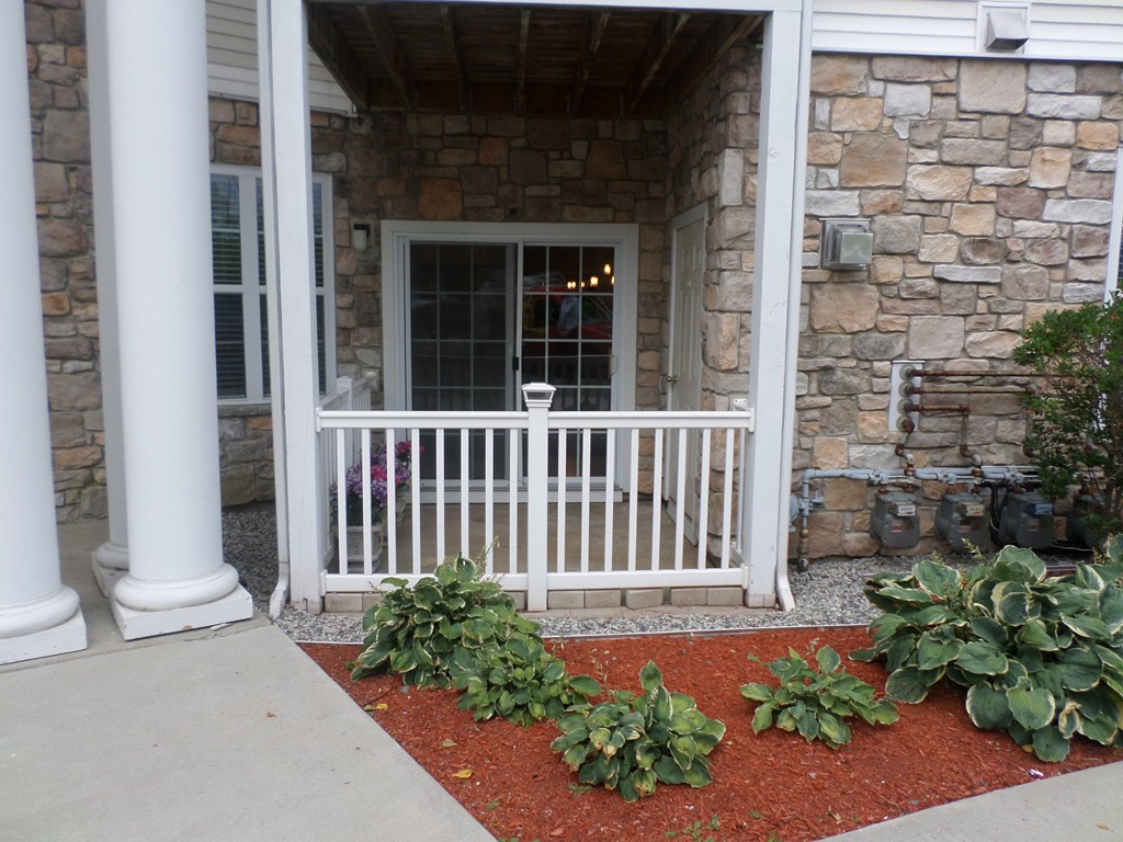 21 Hampshire Road, Unit 108 Methuen, MA 01844 - Photo 15 of 17