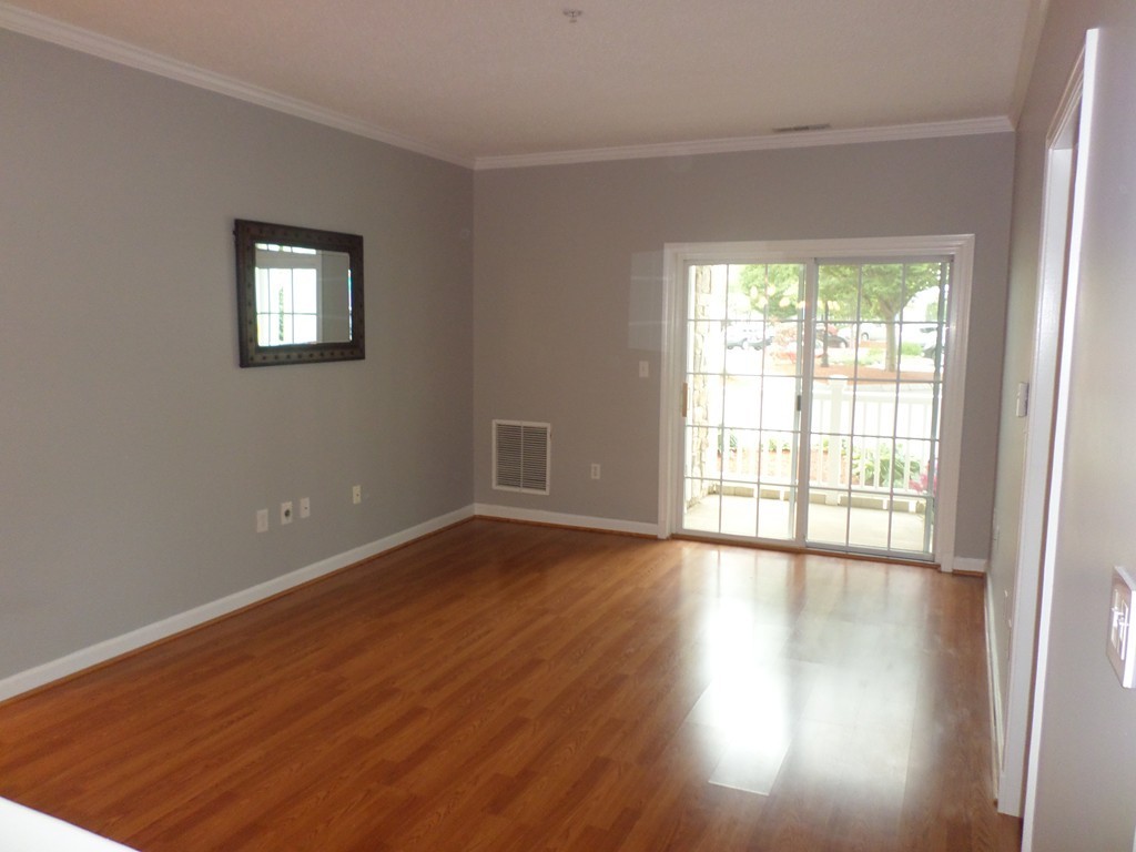 21 Hampshire Road, Unit 108 Methuen, MA 01844 - Photo 5 of 17