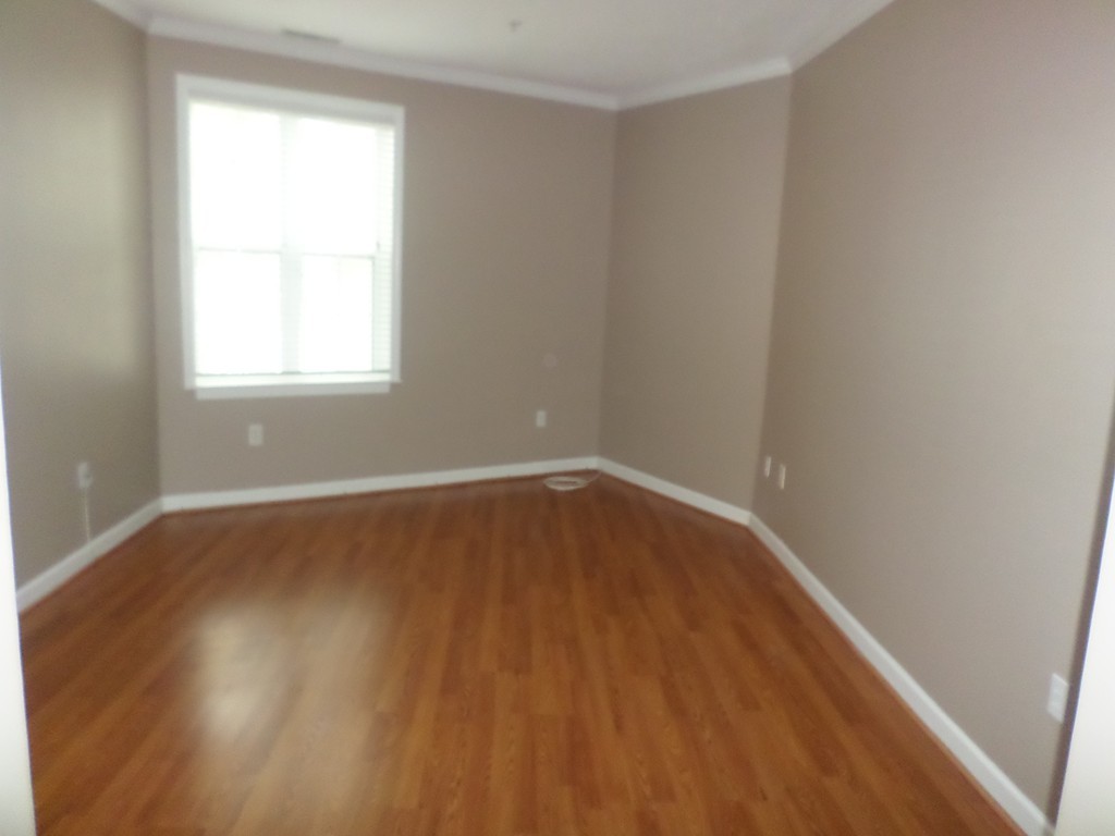 21 Hampshire Road, Unit 108 Methuen, MA 01844 - Photo 9 of 17