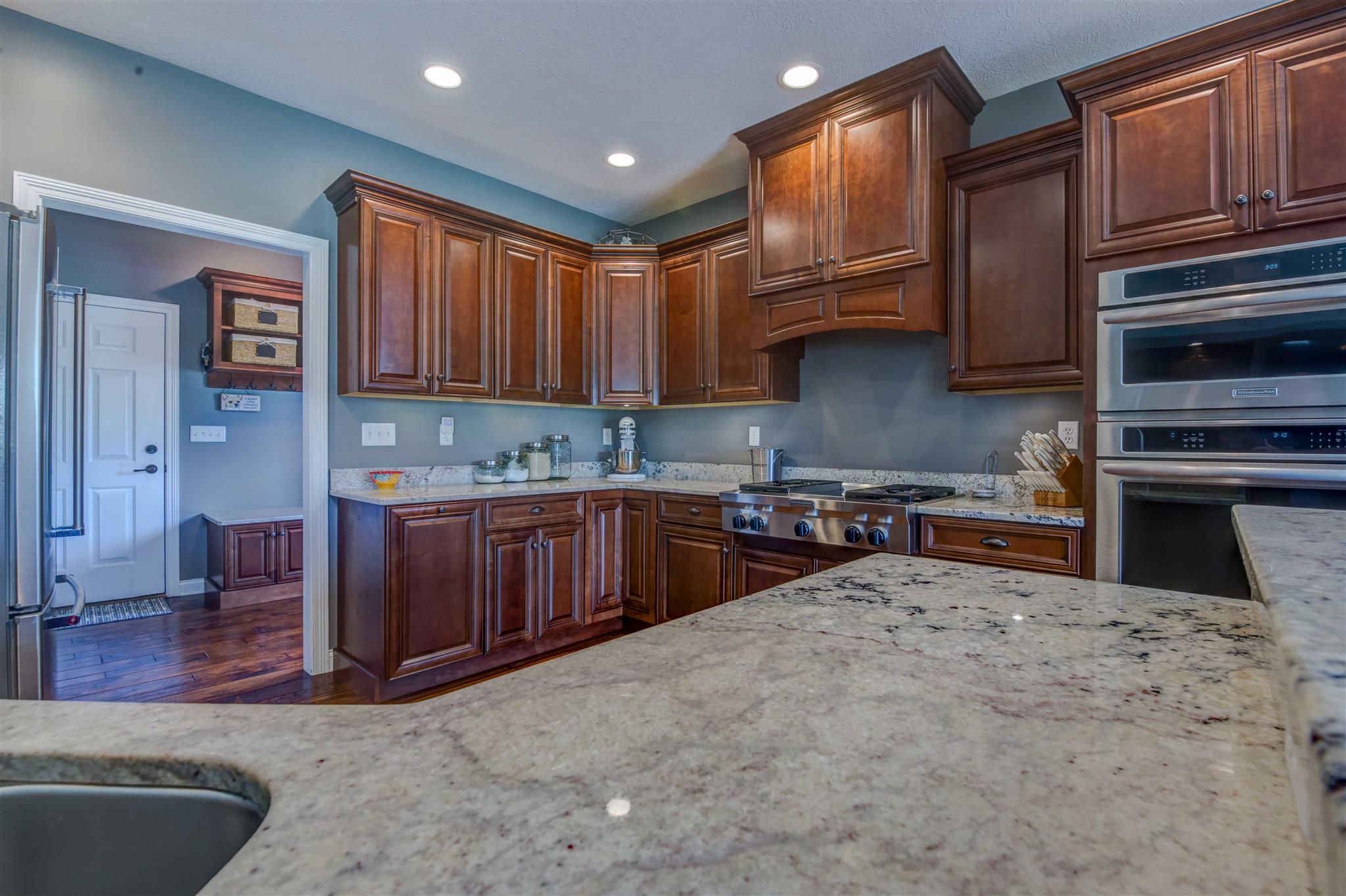 10541 Edison Road Osceola, IN 46561 - Photo 13 of 36 Gallery Image 13