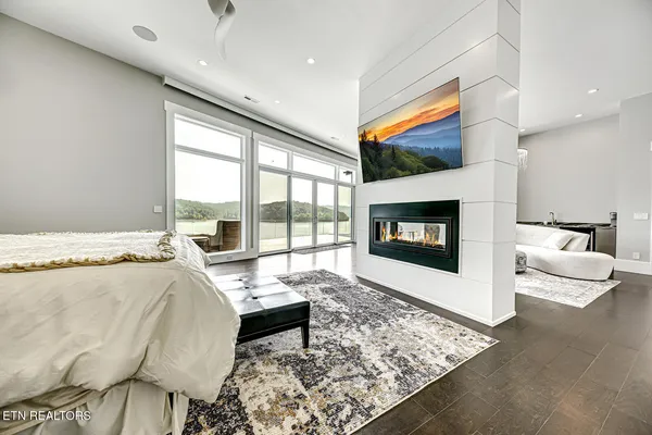 $11,497,000 | 201 Crown Jewel Lane, La Follette, TN 37766