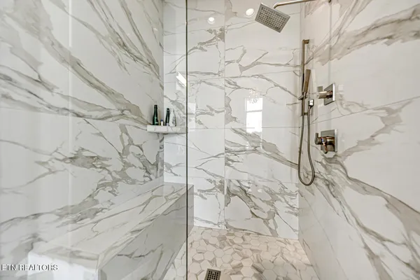 $11,497,000 | 201 Crown Jewel Lane, La Follette, TN 37766