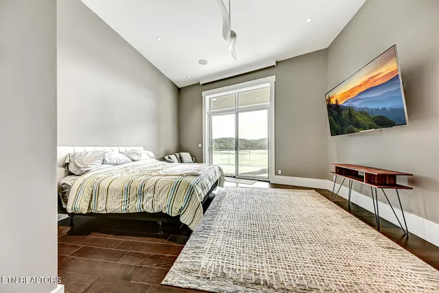 $11,497,000 | 201 Crown Jewel Lane, La Follette, TN 37766