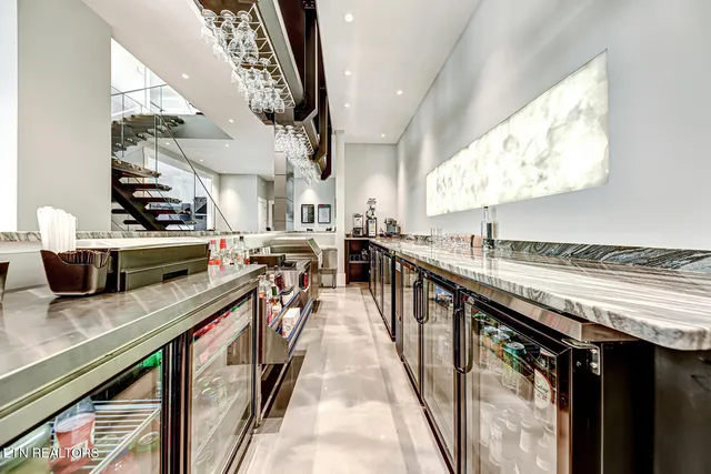 $11,497,000 | 201 Crown Jewel Lane, La Follette, TN 37766