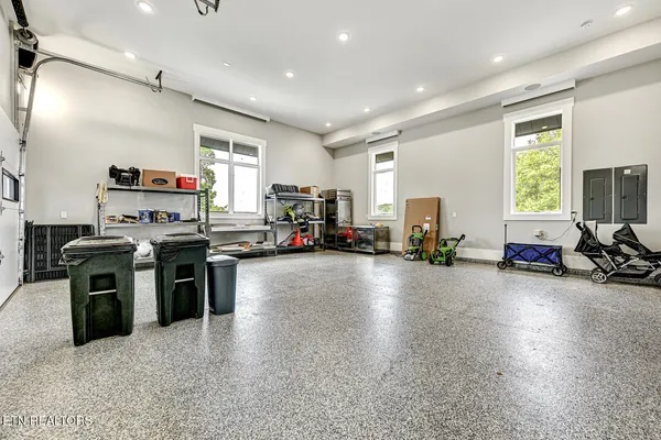 $11,497,000 | 201 Crown Jewel Lane, La Follette, TN 37766