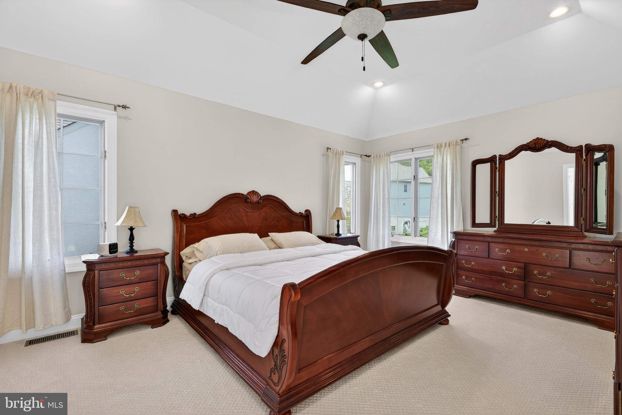 6 Landon Way Exton, PA 19341 - Photo 21 of 43 Primary bedroom
