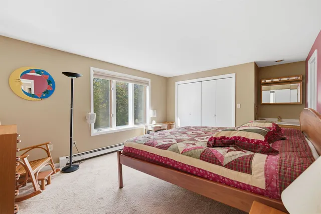 $800,000 | 733 North Road, Candia, NH 03034