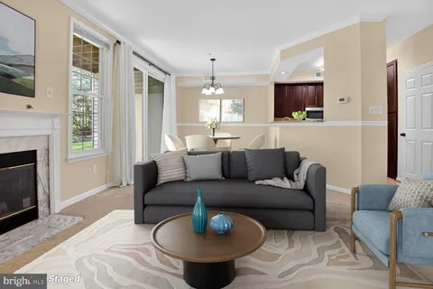 $400,000 | 6864 Brindle Heath Way, Unit 203, Alexandria, VA 22315