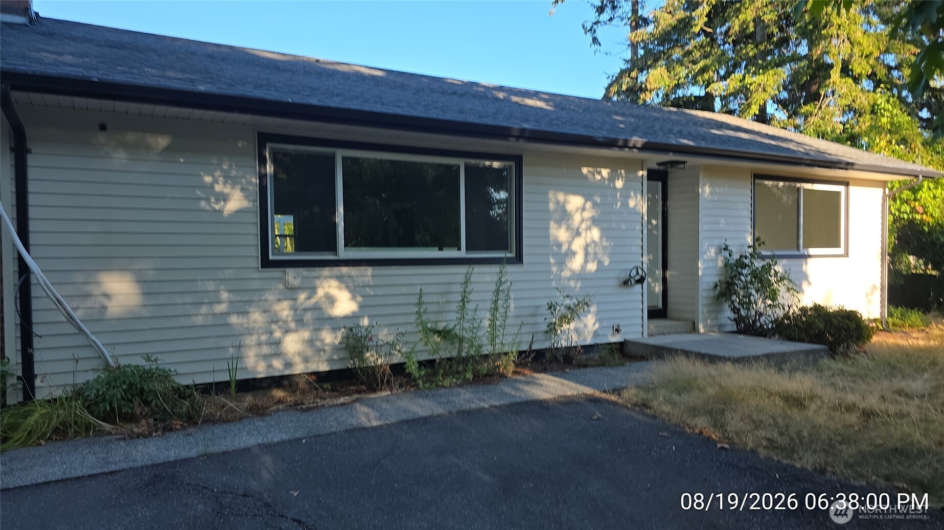 3984 Bancroft Road Bellingham, WA 98225 - Photo 1 of 10 Gallery Image 1