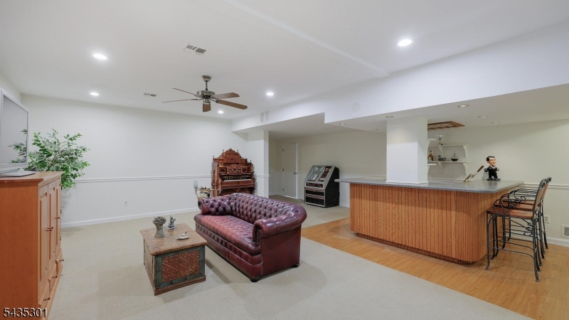 2 Springdale Lane Warren, NJ 07059 - Photo 22 of 31