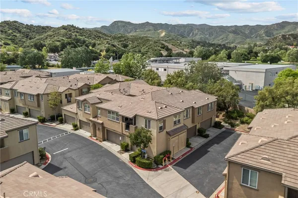 $575,000 | 25222 Lurie Court, Stevenson Ranch, CA 91381