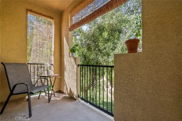 $575,000 | 25222 Lurie Court, Stevenson Ranch, CA 91381