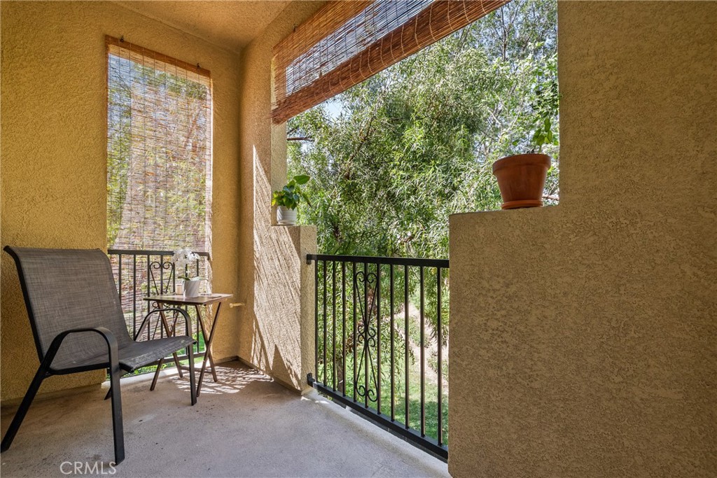 25222 Lurie Court Stevenson Ranch, CA 91381 - Photo 22 of 44