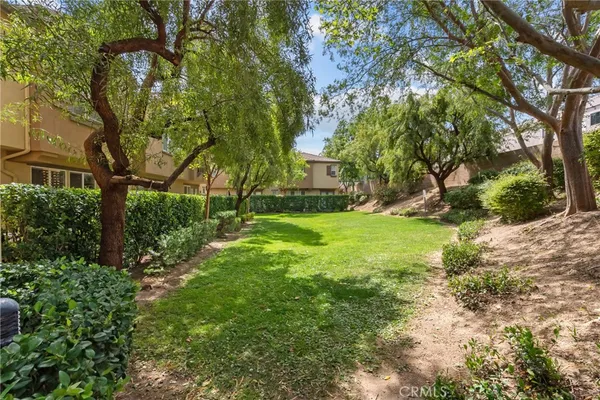 $575,000 | 25222 Lurie Court, Stevenson Ranch, CA 91381