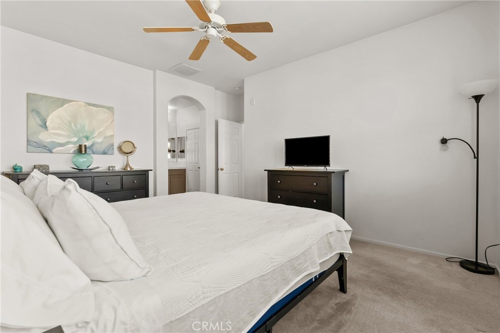 25222 Lurie Court Stevenson Ranch, CA 91381 - Photo 31 of 44