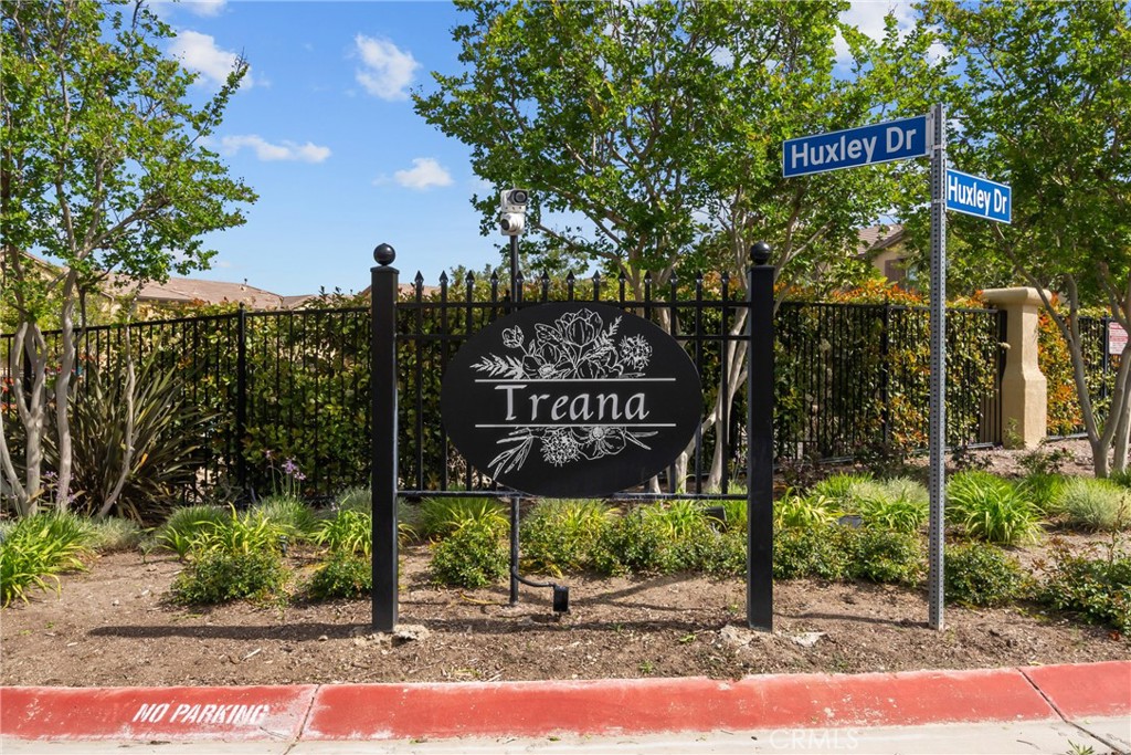 25222 Lurie Court Stevenson Ranch, CA 91381 - Photo 41 of 44