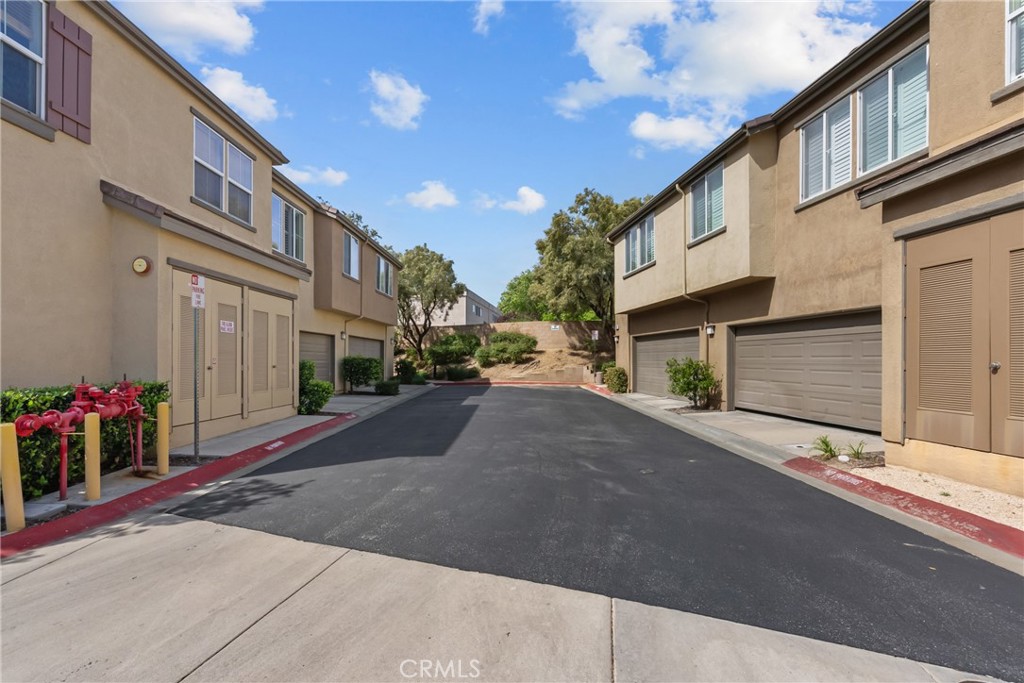25222 Lurie Court Stevenson Ranch, CA 91381 - Photo 42 of 44