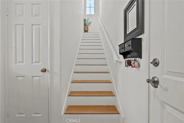 $575,000 | 25222 Lurie Court, Stevenson Ranch, CA 91381