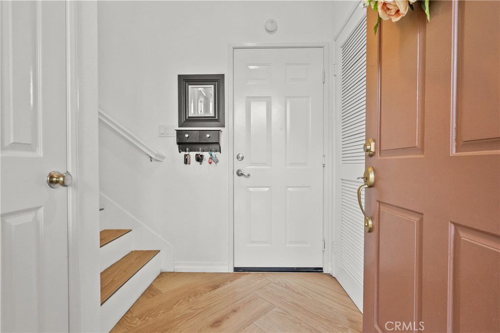 25222 Lurie Court Stevenson Ranch, CA 91381 - Photo 7 of 44