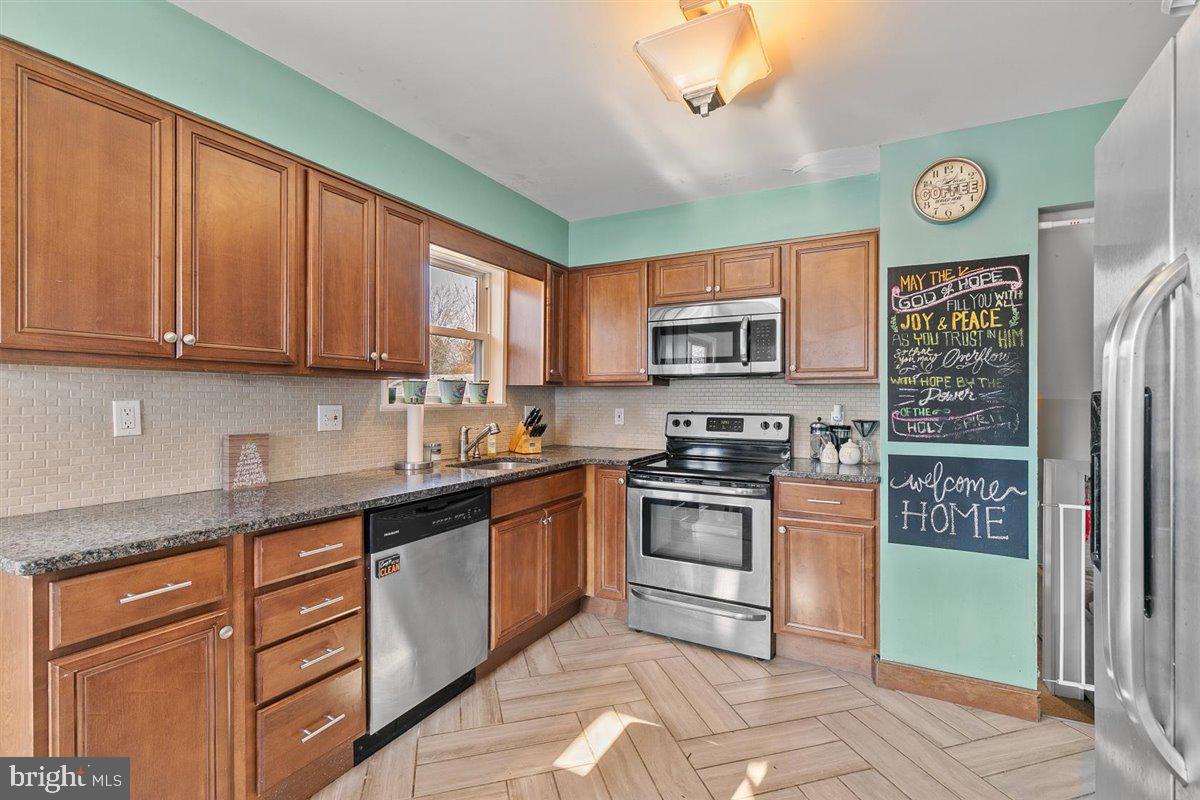 11 Silver Spring Road Mechanicsburg, PA 17050 - Photo 17 of 44 Gallery Image 17