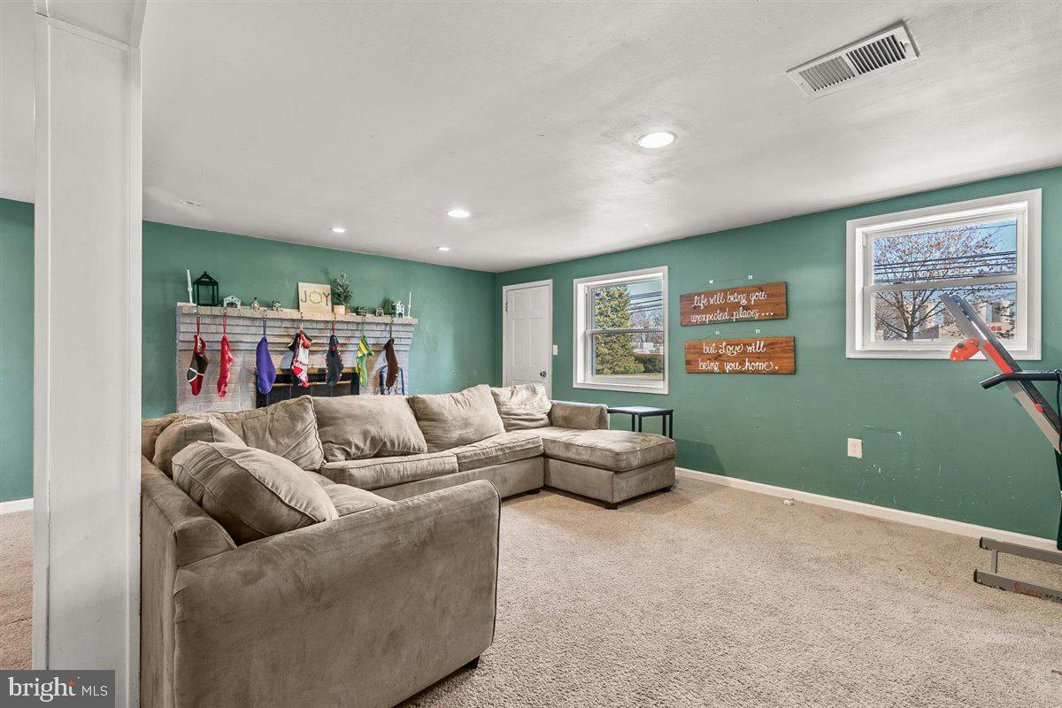 11 Silver Spring Road Mechanicsburg, PA 17050 - Photo 26 of 44 Gallery Image 26
