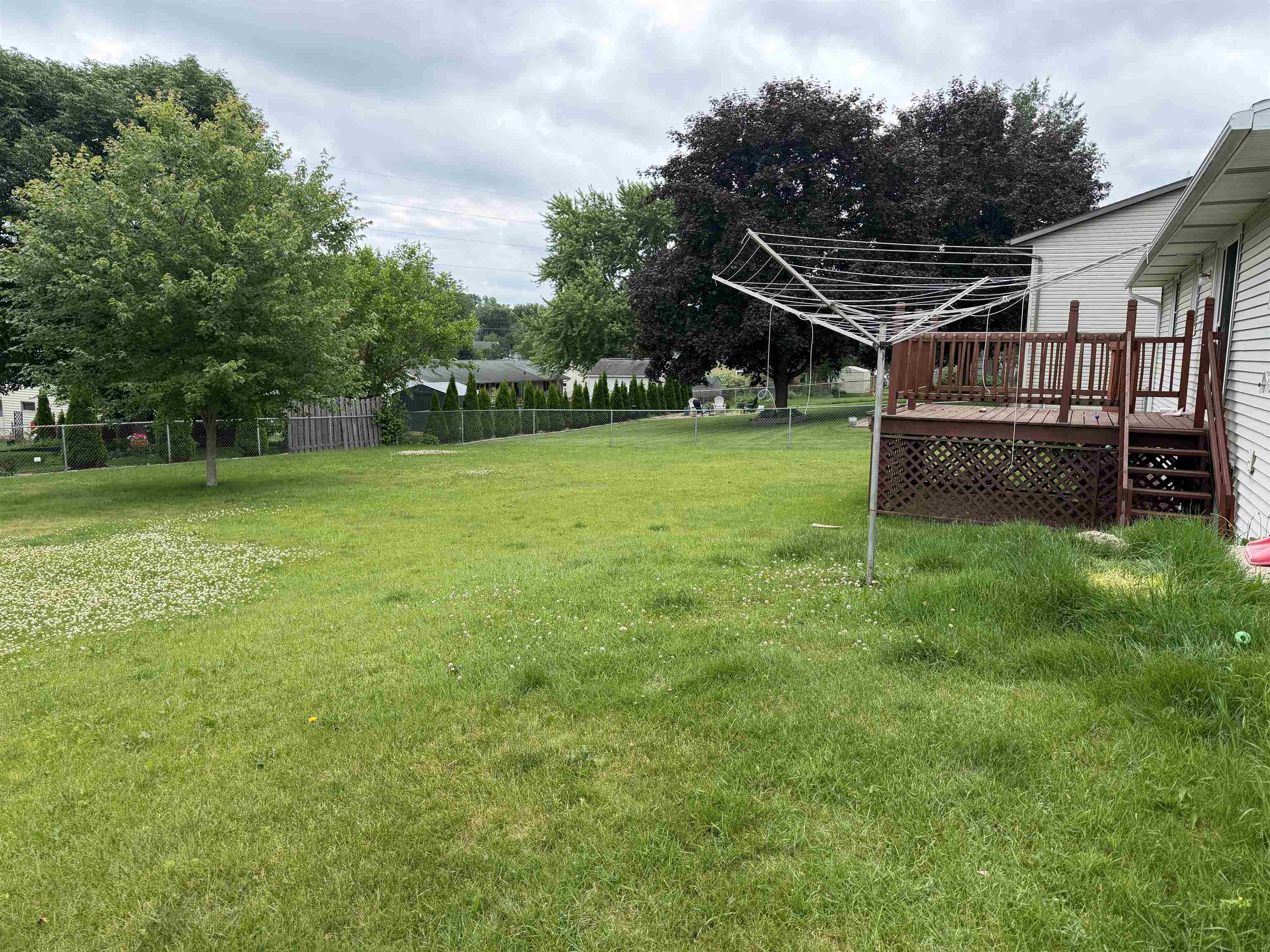 553 Delwiche Road Green Bay, WI 54302 - Photo 5 of 27