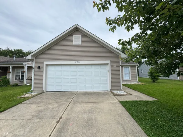 $1,695 | 829 Jack Pine Drive, Whiteland, IN 46184