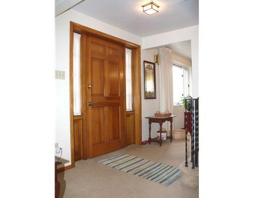 1234 Old Concord Road Monroeville, PA 15146 - Photo 2 of 18 Entry/Foyer. Entry/Foyer