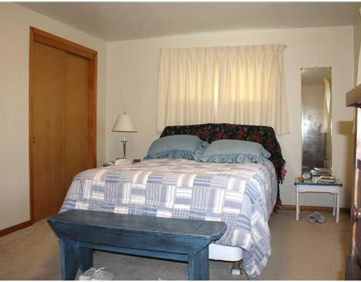 1234 Old Concord Road Monroeville, PA 15146 - Photo 10 of 18 Master Bedroom. Nice size master bedroom with two closets.