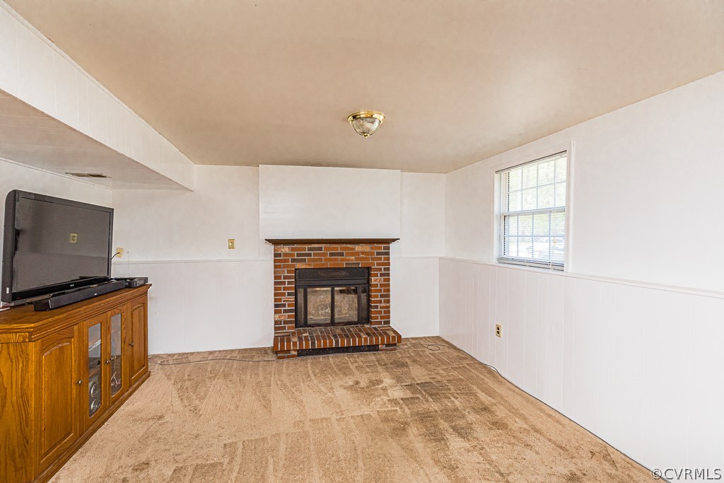 9816 Brenspark Road Chesterfield, VA 23832 - Photo 11 of 25 Downstairs family room. Wood burning fire place.