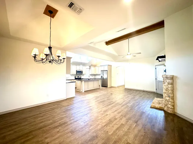 $1,925 | 7907 Avenue O, Lubbock, TX 79423