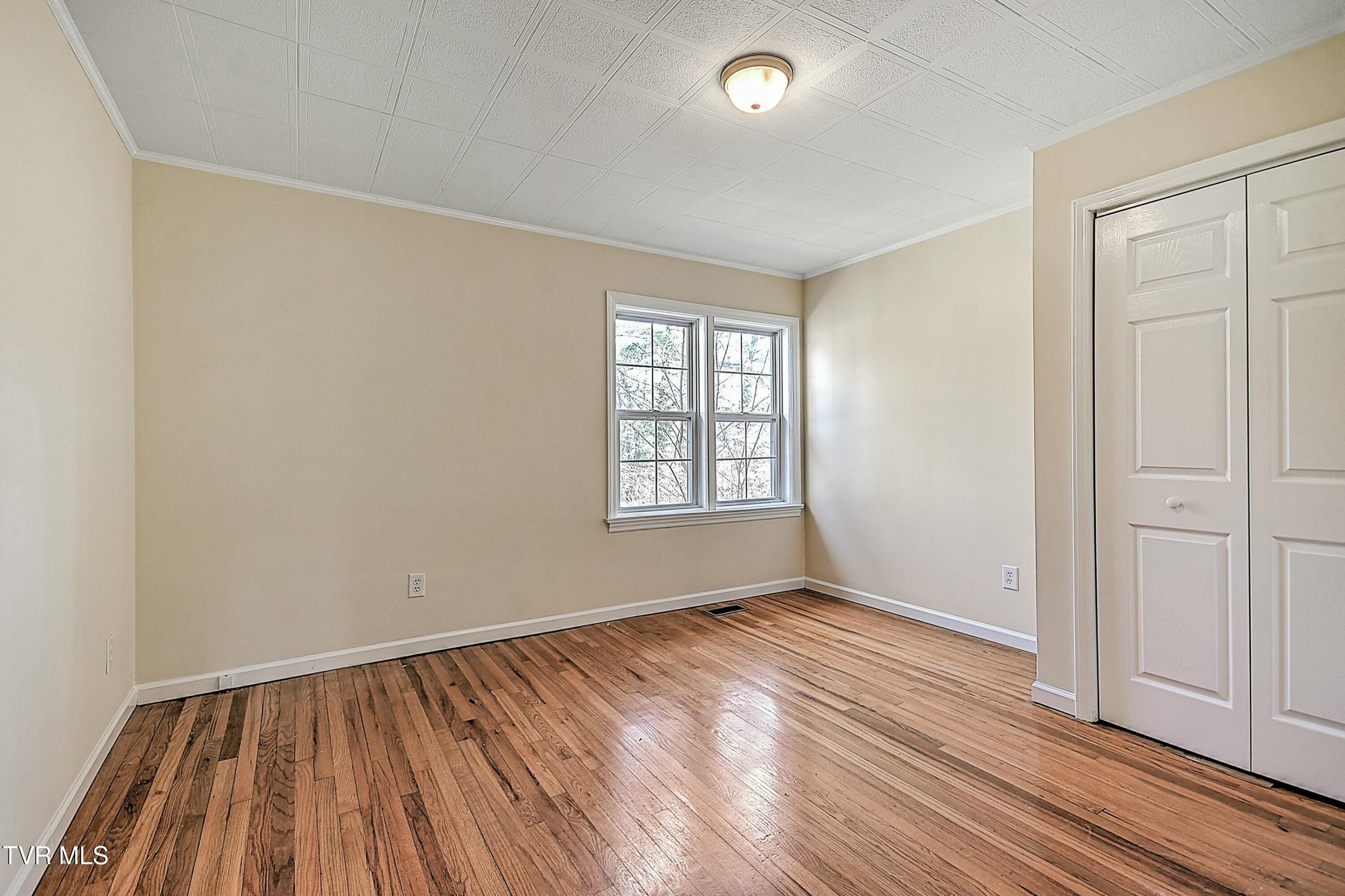 208 Earlway Road Bristol, TN 37620 - Photo 15 of 60 tempImageFVziGJ