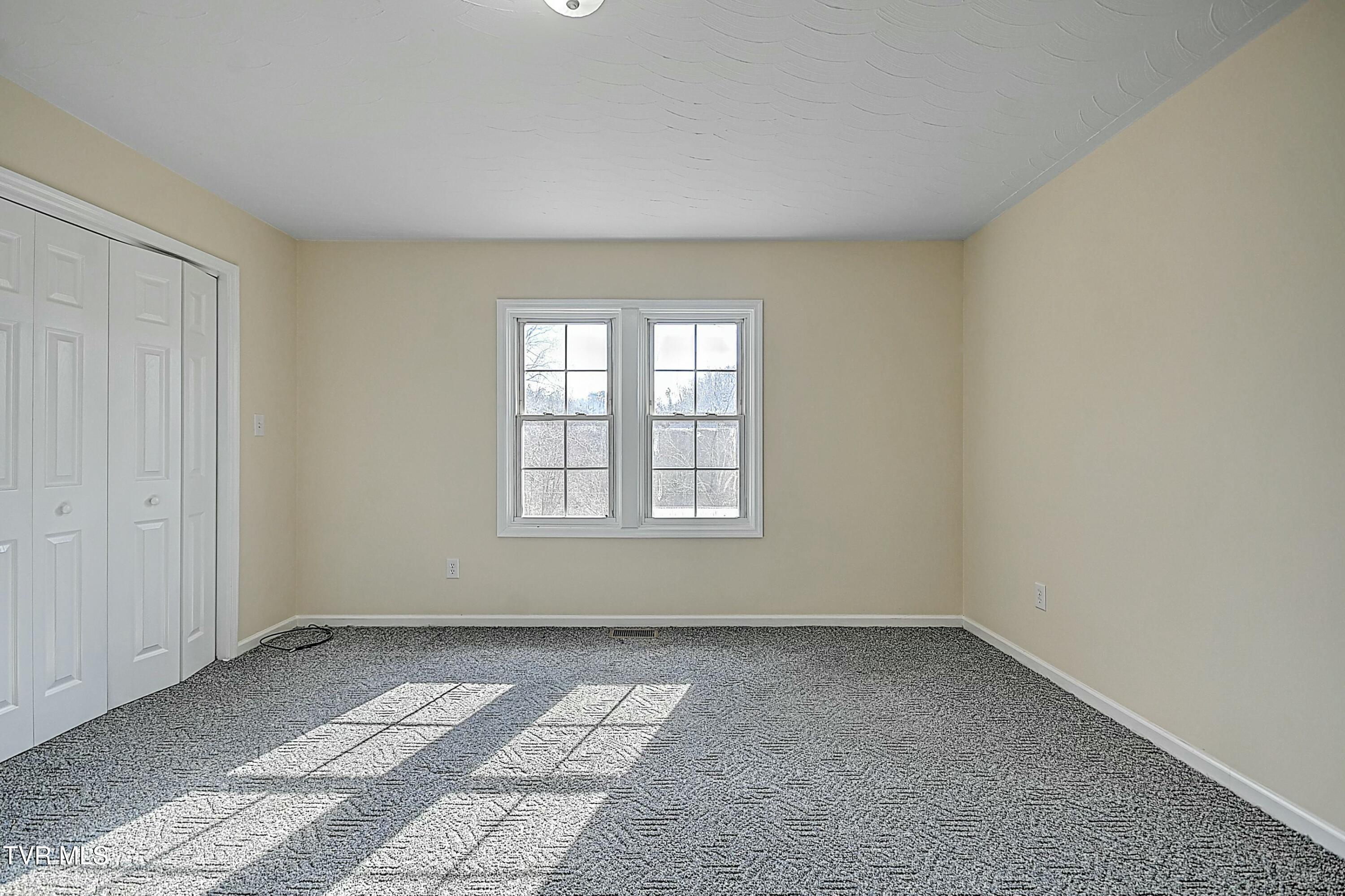 208 Earlway Road Bristol, TN 37620 - Photo 23 of 60 tempImagedJwtHz