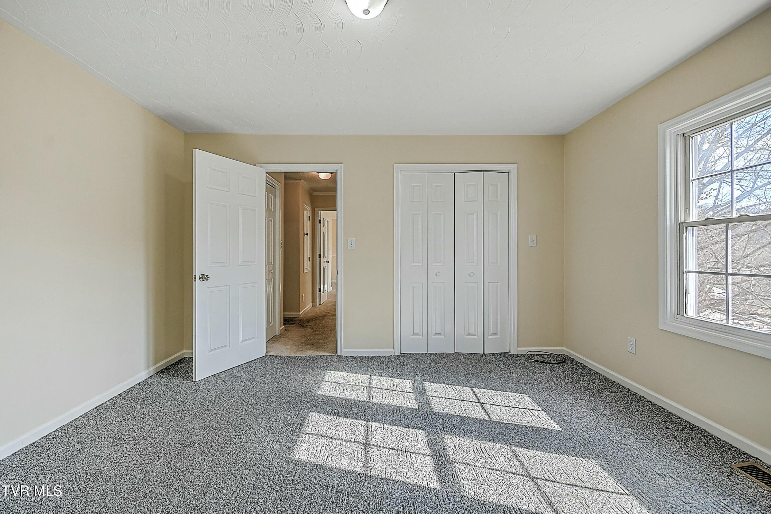 208 Earlway Road Bristol, TN 37620 - Photo 24 of 60 tempImageCbgs4U