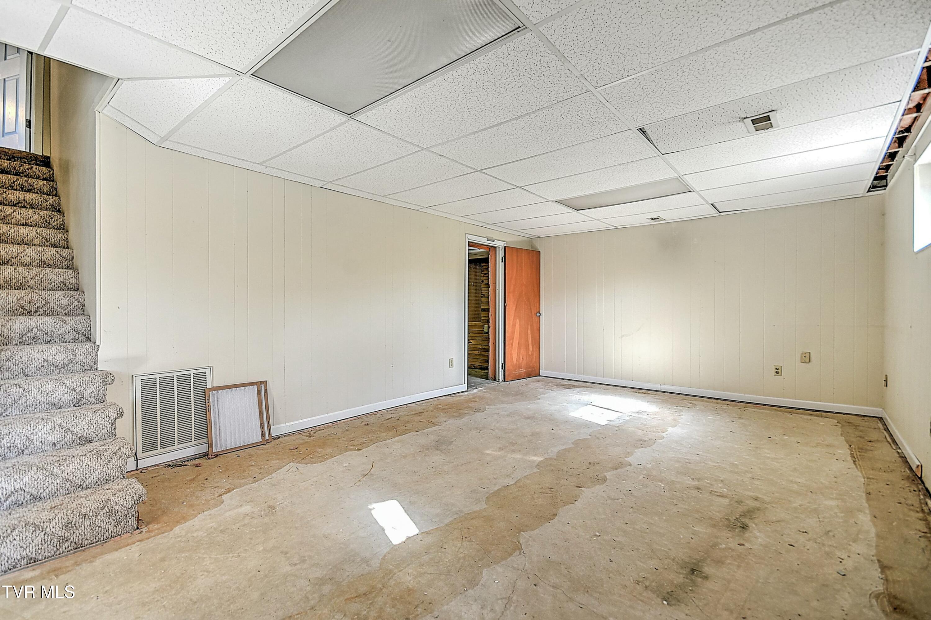 208 Earlway Road Bristol, TN 37620 - Photo 29 of 60 tempImage5bTWVO