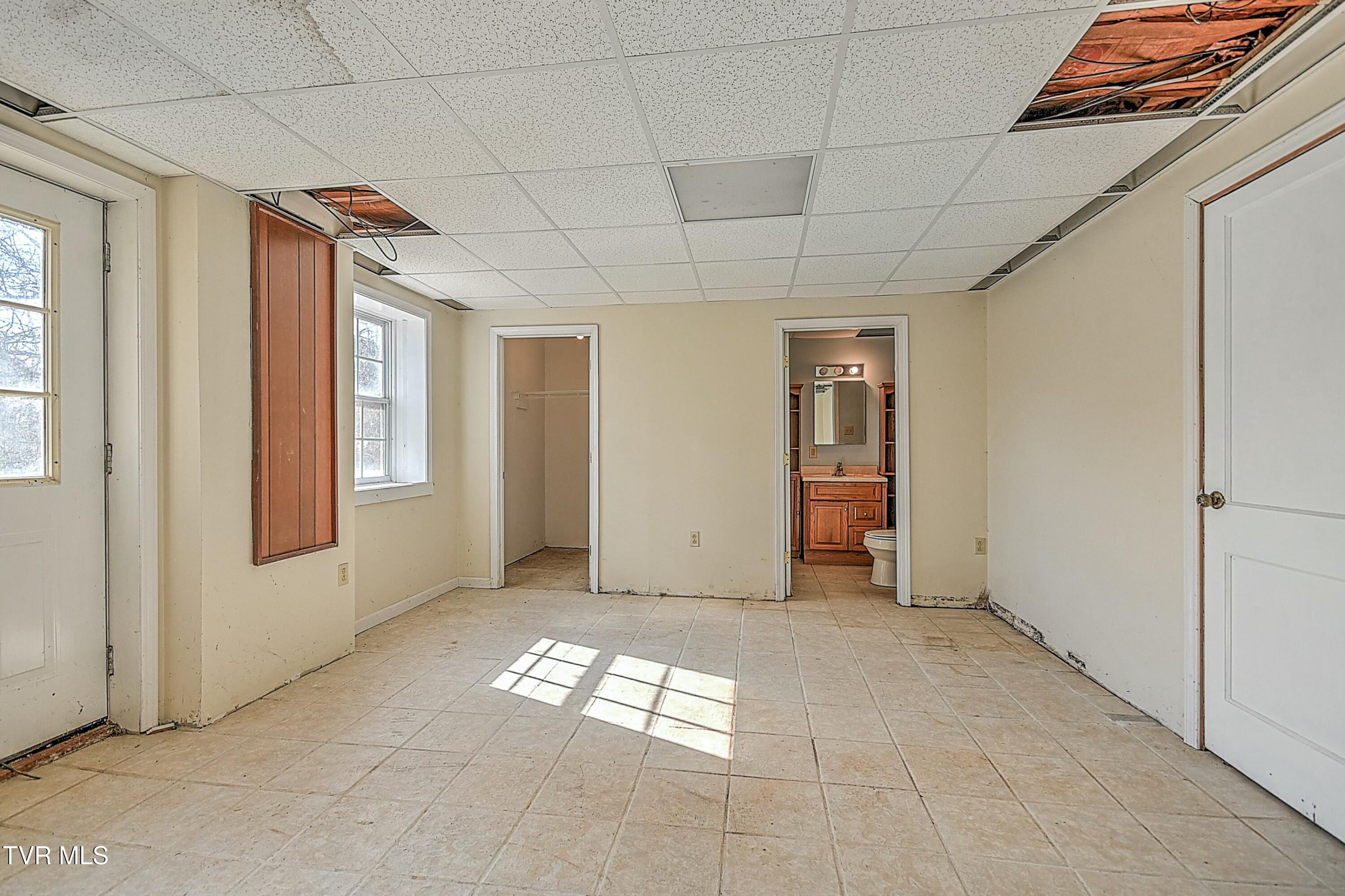 208 Earlway Road Bristol, TN 37620 - Photo 37 of 60 tempImageyLZ1zP