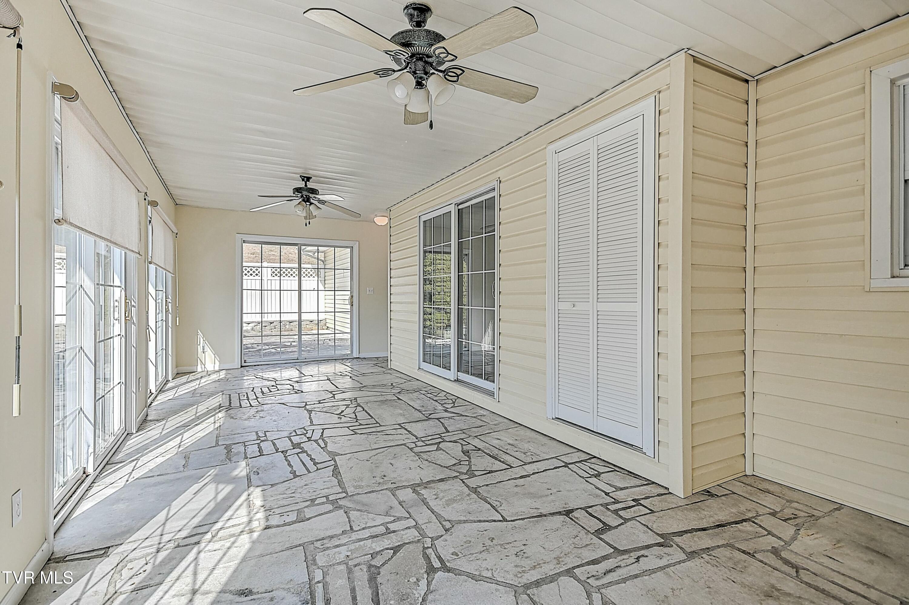 208 Earlway Road Bristol, TN 37620 - Photo 41 of 60 tempImagek4CVUe