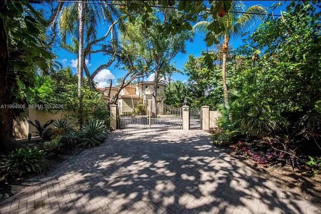 3630 Justison Road Miami, FL 33133 - Photo 2 of 8