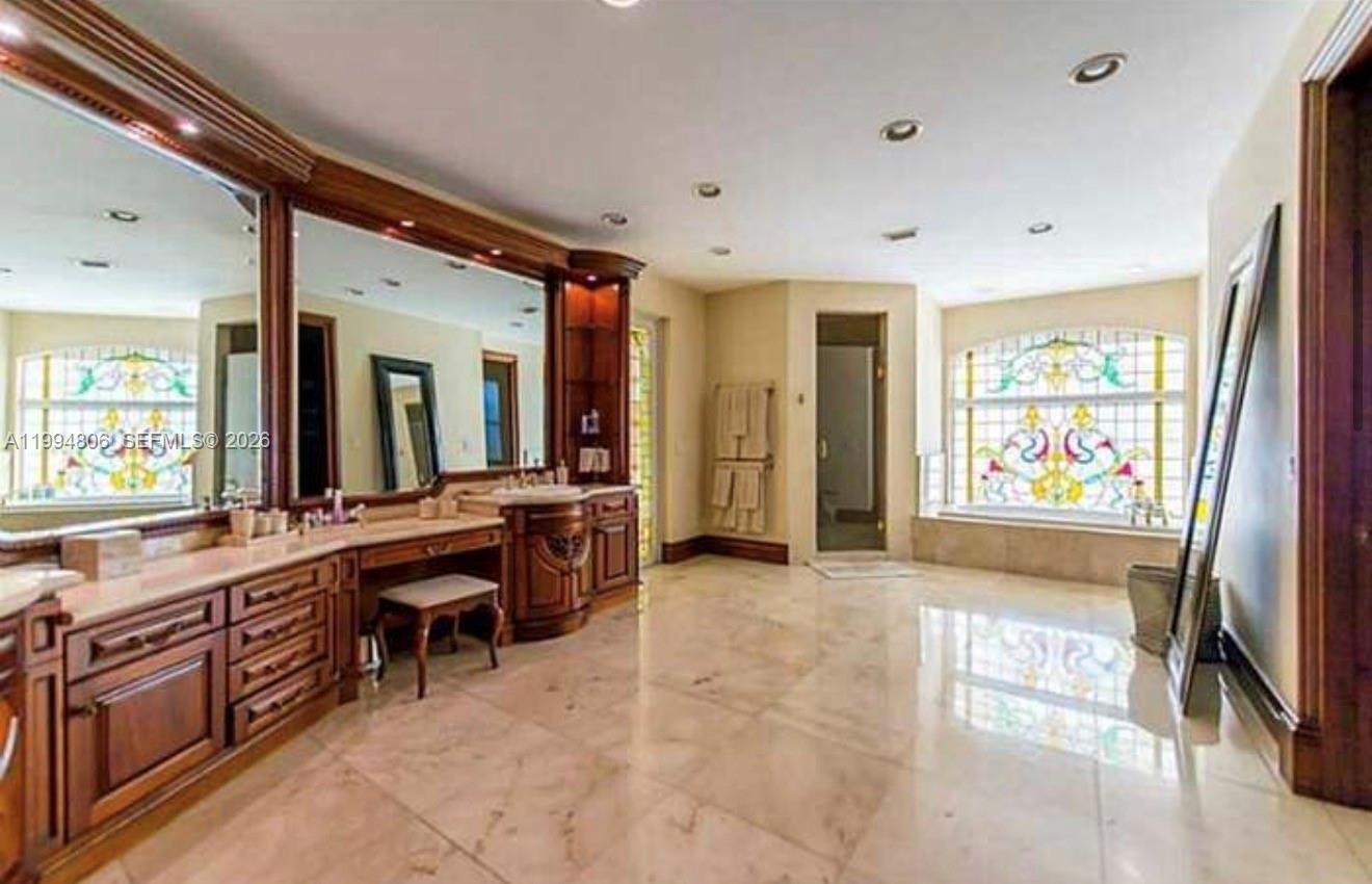 3630 Justison Road Miami, FL 33133 - Photo 6 of 8