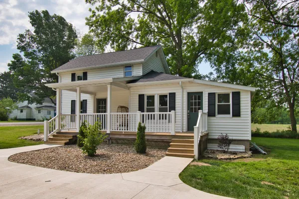 $209,900 | 8974 Highway 140, Berrien Center, MI 49102