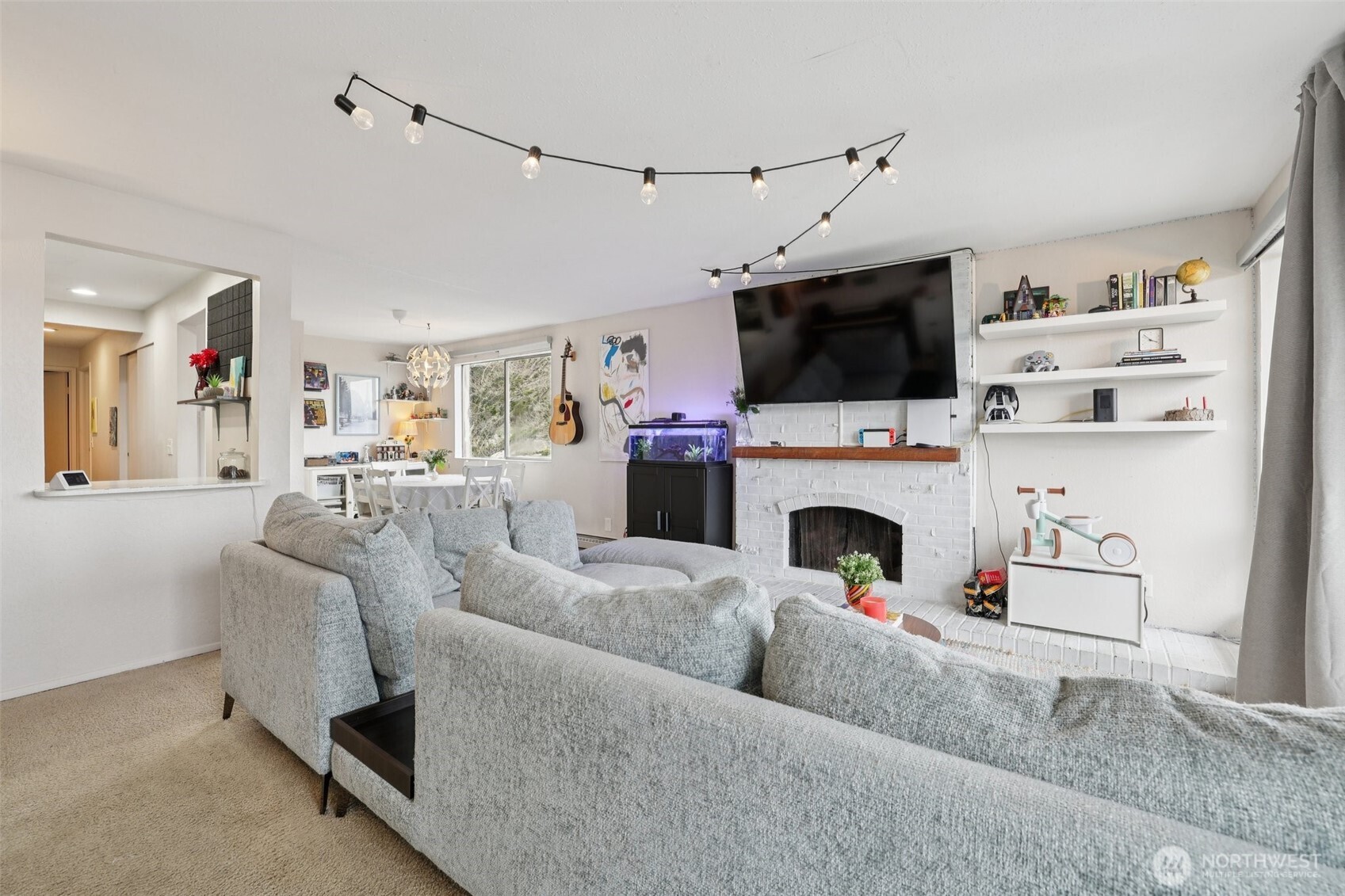 629 Cedar Avenue South, Unit A202 Renton, WA 98057 - Photo 3 of 29