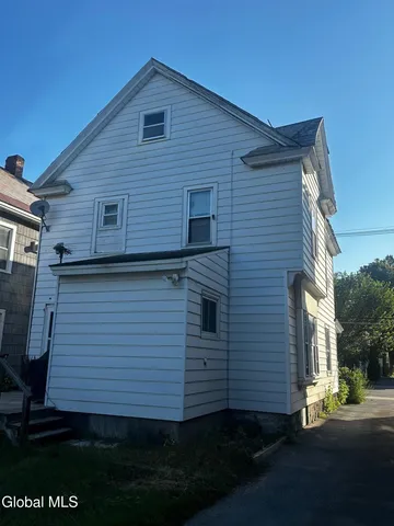 $250,000 | 160 Bay Street, Glens Falls, NY 12801