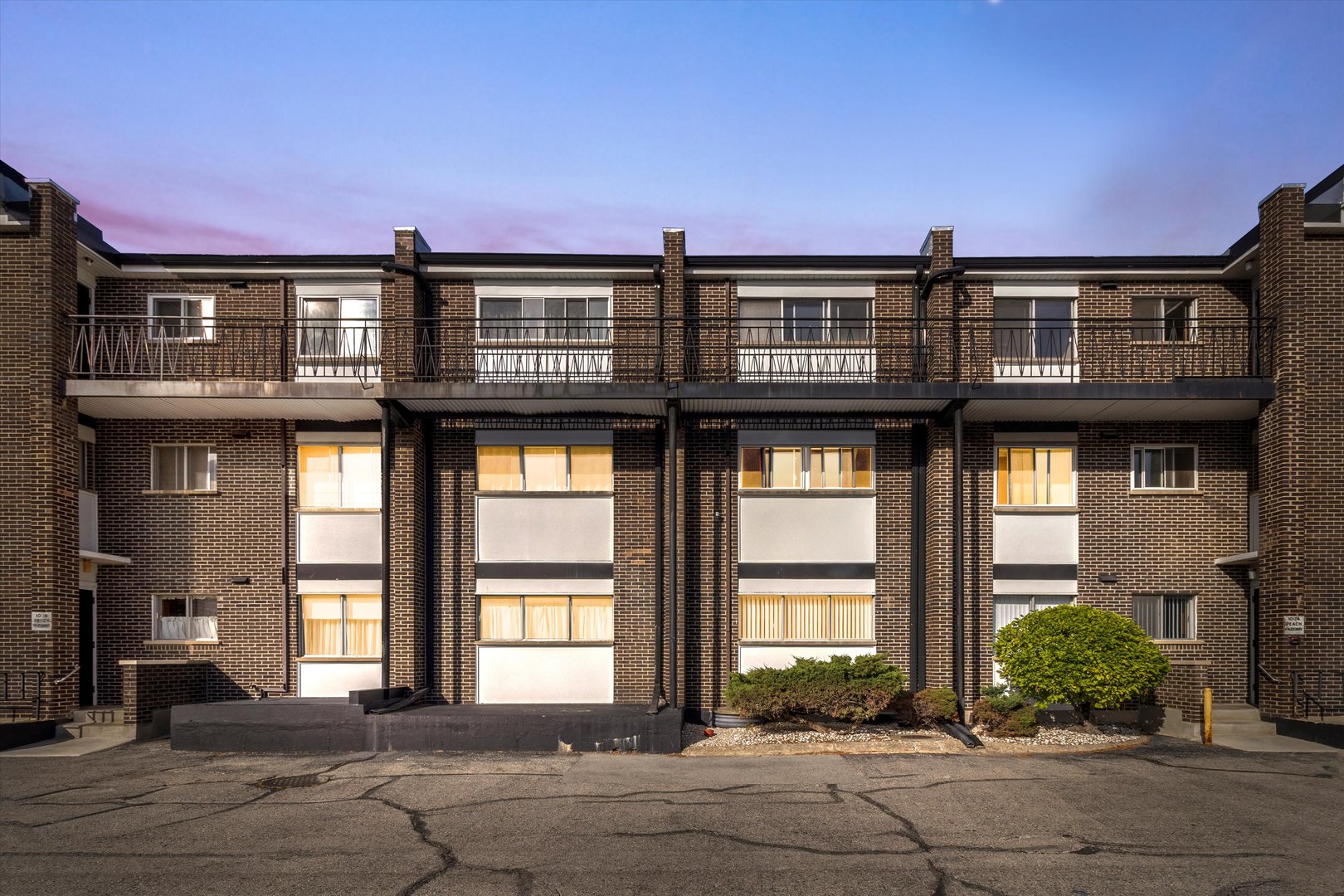 10124 Peach Parkway, Unit 208 Skokie, IL 60076 - Photo 2 of 38 a front view of a building
