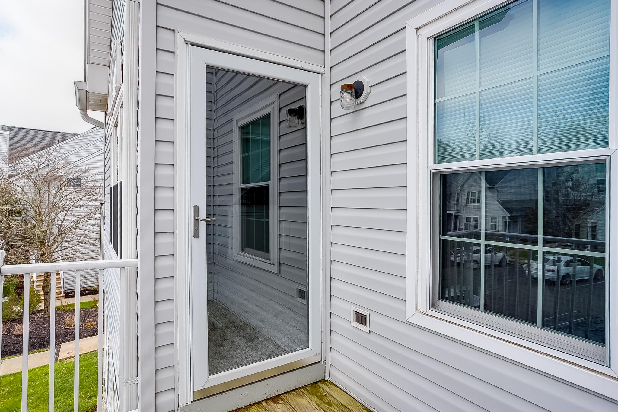 302 Quail Road Marlton, NJ 08053 - Photo 18 of 29 Balcony with Anderson storm door